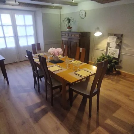 Chez Jacquie Et Fifi 住宿加早餐酒店 蒙多凡